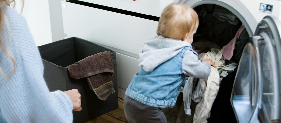 child-doing-laundry
